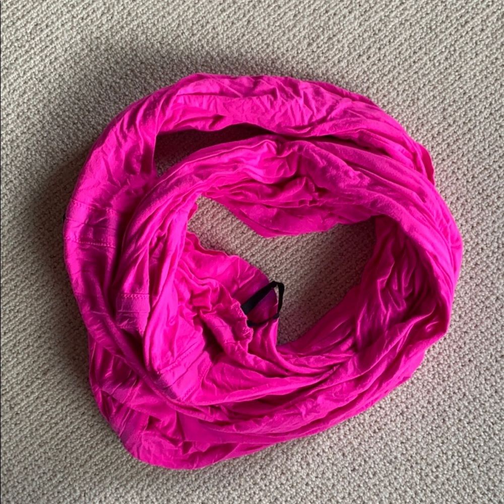 lululemon hot pink infinity scarf